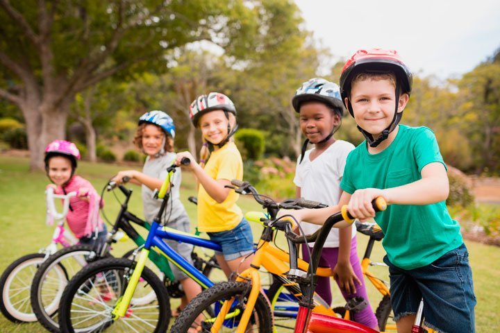 A bicicleta no desenvolvimento infantil: Saúde, independência e diversão