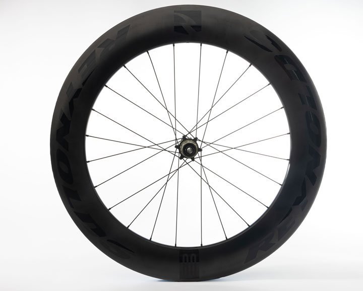 Novas rodas Reynolds AR80 DB e Blacklabel 60 Expert chegam ao Brasil, para bikes de estrada com foco em aerodinâmica