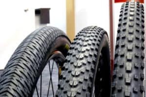 Os diferentes tipos de pneus para bicicletas e suas aplicações.