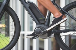 E-bike. Revisões periódicas são cruciais para a segurança