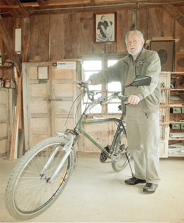 Entre marteladas e pedaladas: Uma história construída sobre a bicicleta