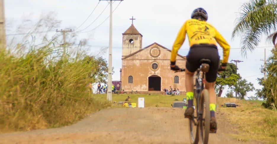 Pedal Rota das Catedrais reúne nesse sábado (2) cerca de 1,4 mil atletas entre Londrina e Maringá