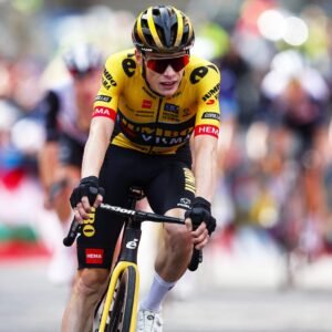 Vingegaard busca seu espaço no Giro d’Italia