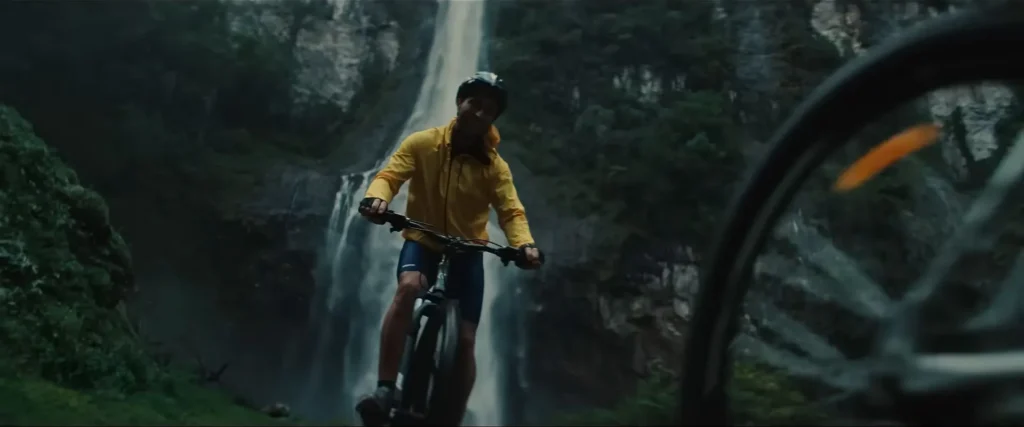 Quando a bicicleta entra na narrativa do carro 