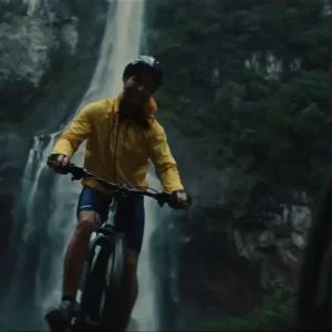 Quando a bicicleta entra na narrativa do carro 