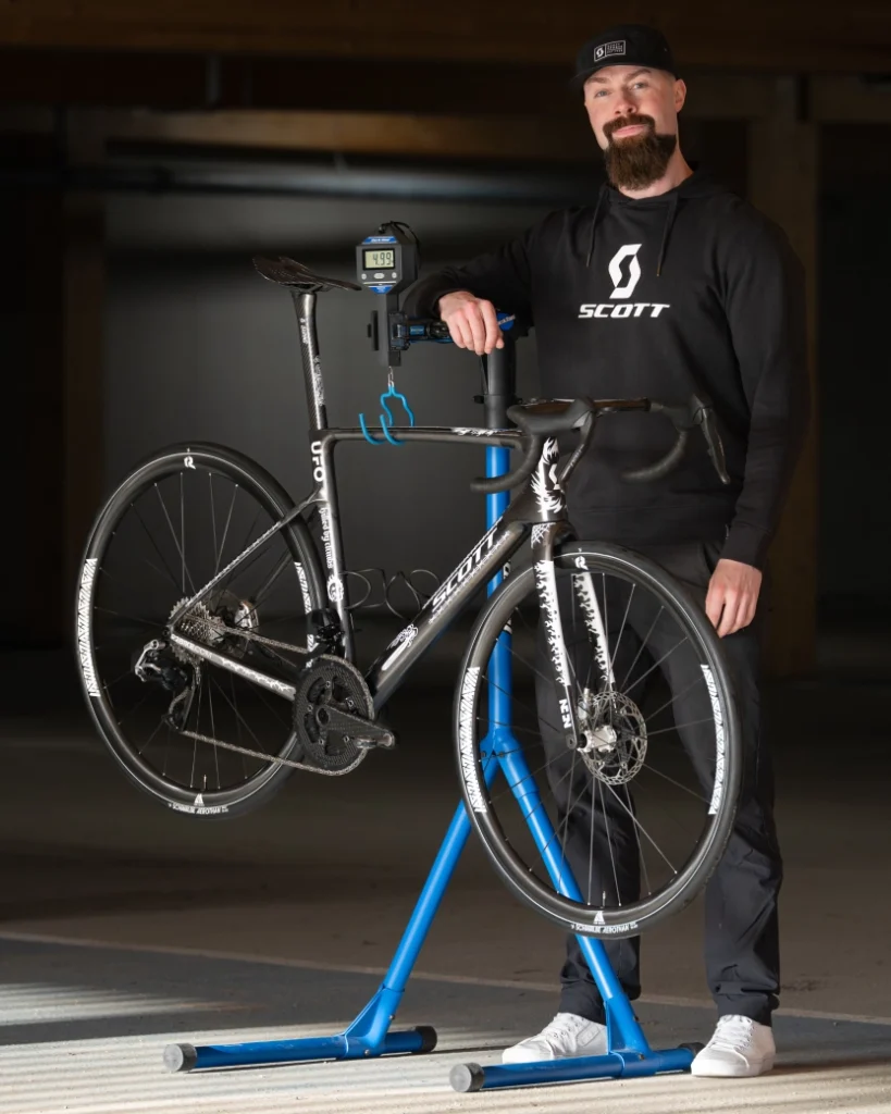 A SCOTT Addict RC SUB5 de Dangerholm: Quebrando o mito dos 5 kg sem compromissos
